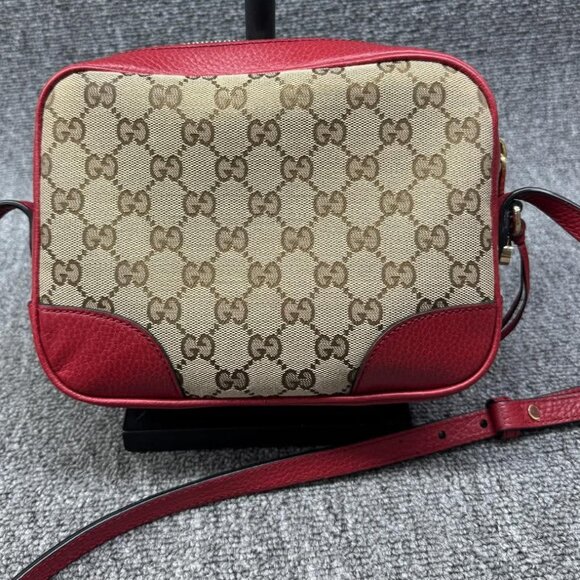 GUCCI Bree Leather Shoulder Bag 535-081525 - Picture 2 of 11